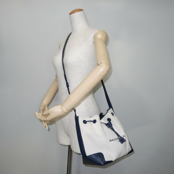 Balenciaga Shoulder Bag Blue Bucket Leather Blue Natural - Picture 3 of 8